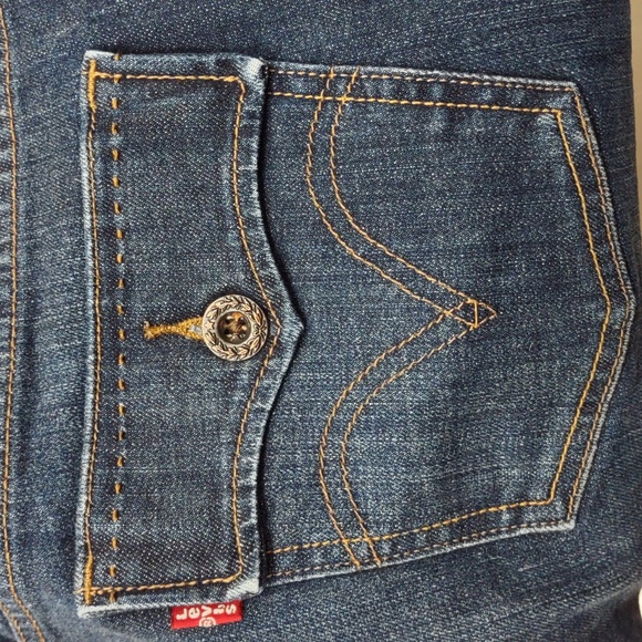 Levi's 590 Bootcut 18W Dark Wash Denim Womens Jeans. Excellent Condition! - Picture 13 of 13